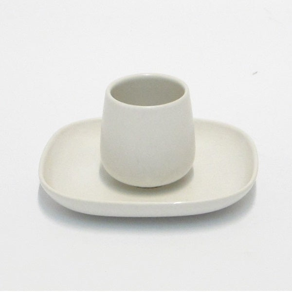 Quattro Tazze Caffe Con Piattino Ovale Alessi