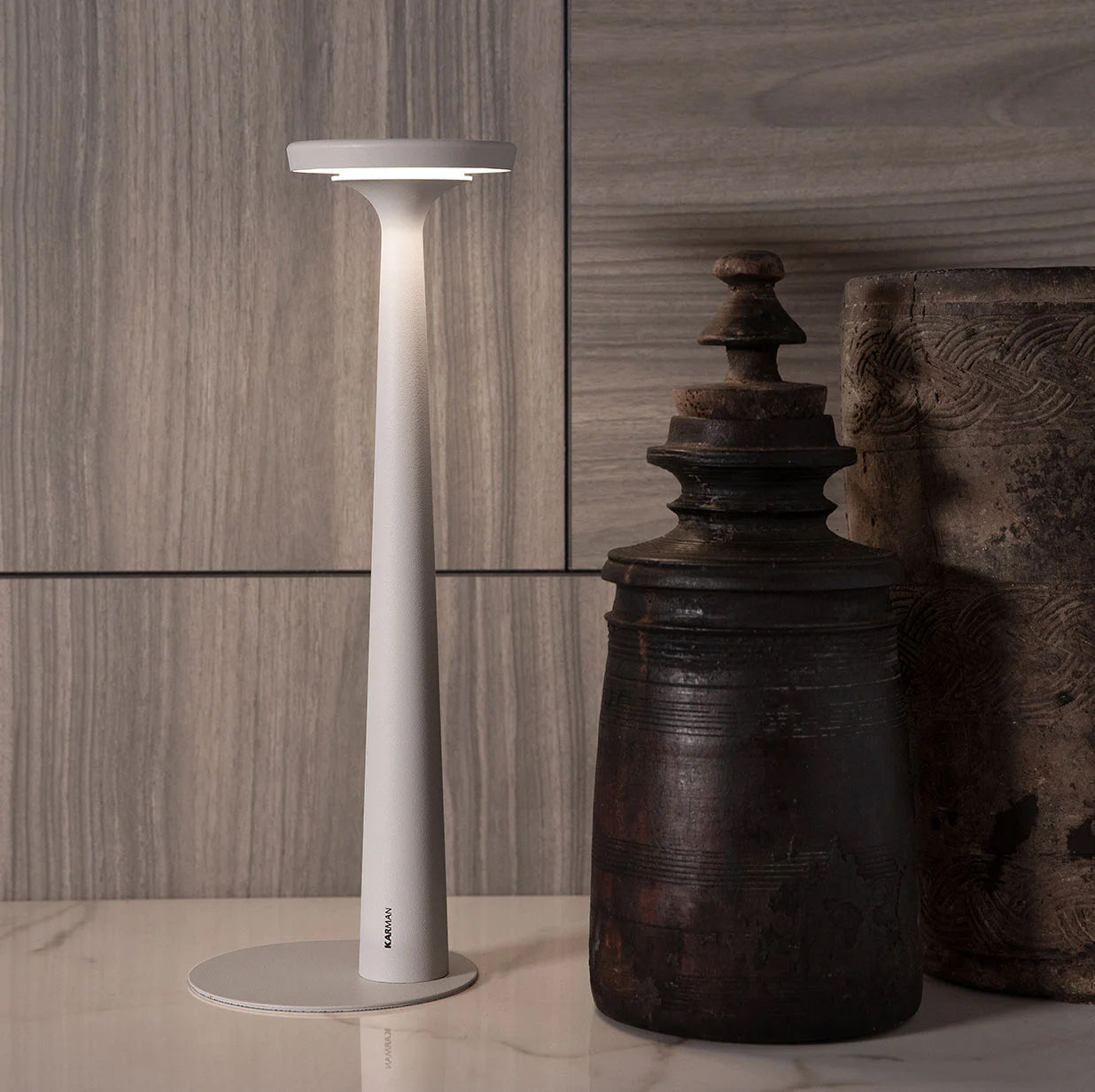 Papiria lampada da tavolo