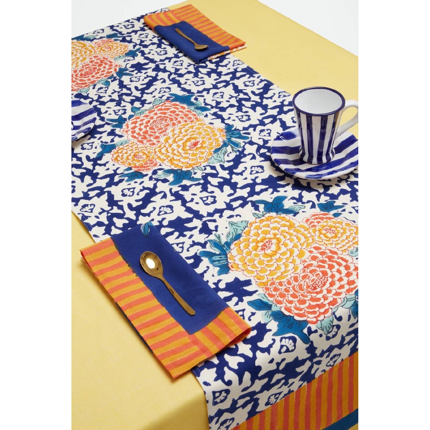 Runner 50X150 Arabesque Corolla Blue Lisa Corti
