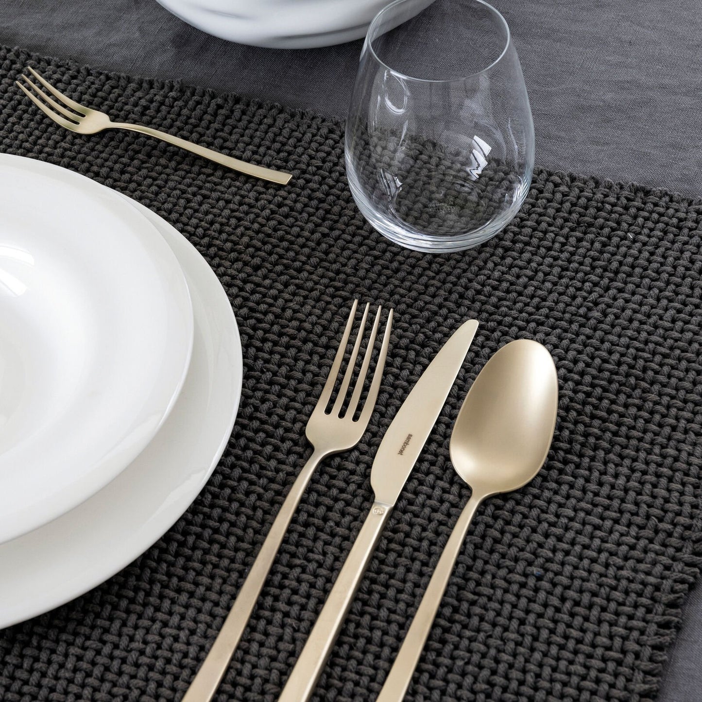 Rock Servizio tavola 60 posate Antique PVD Champagne