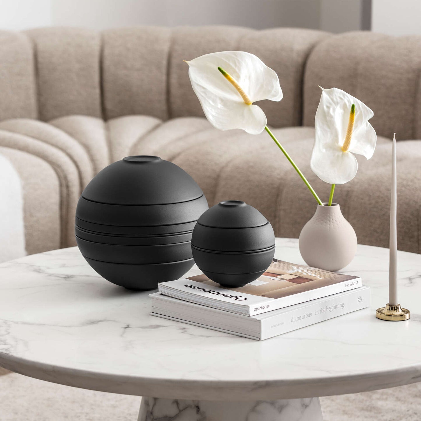 Iconic La Boule Black Dinner set Villeroy E Boch