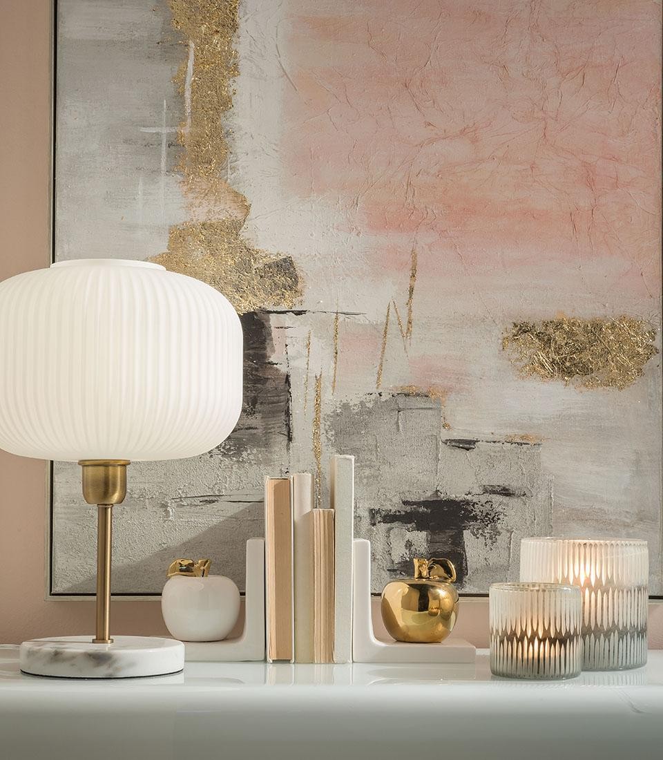 Lampada da tavolo con base in marmo oro