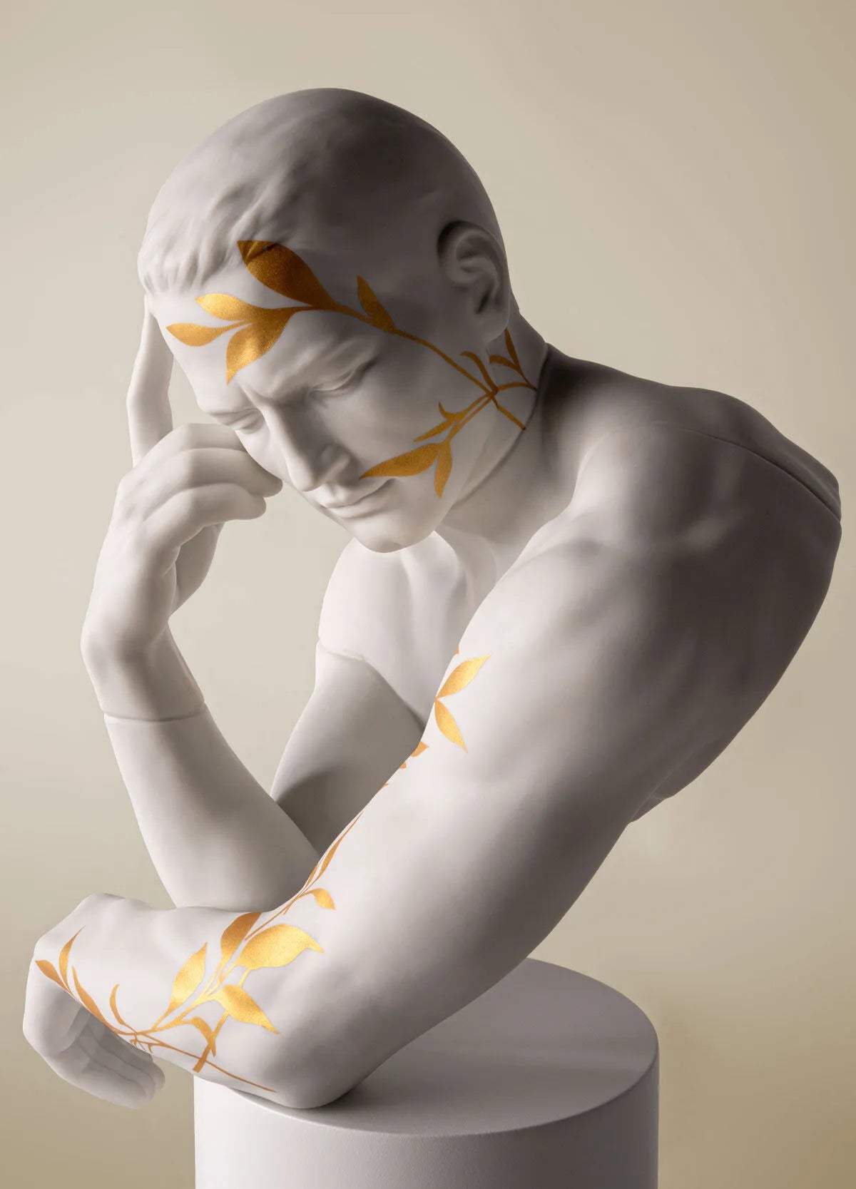 Scultura Riflessi della Natura - Lui. Bianco-oro