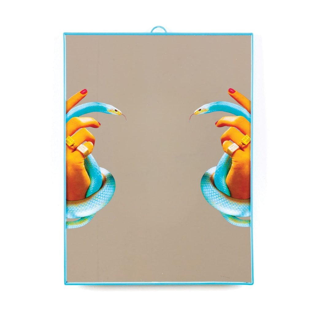 Specchio Toiletpaper Hands With Snakes Seletti