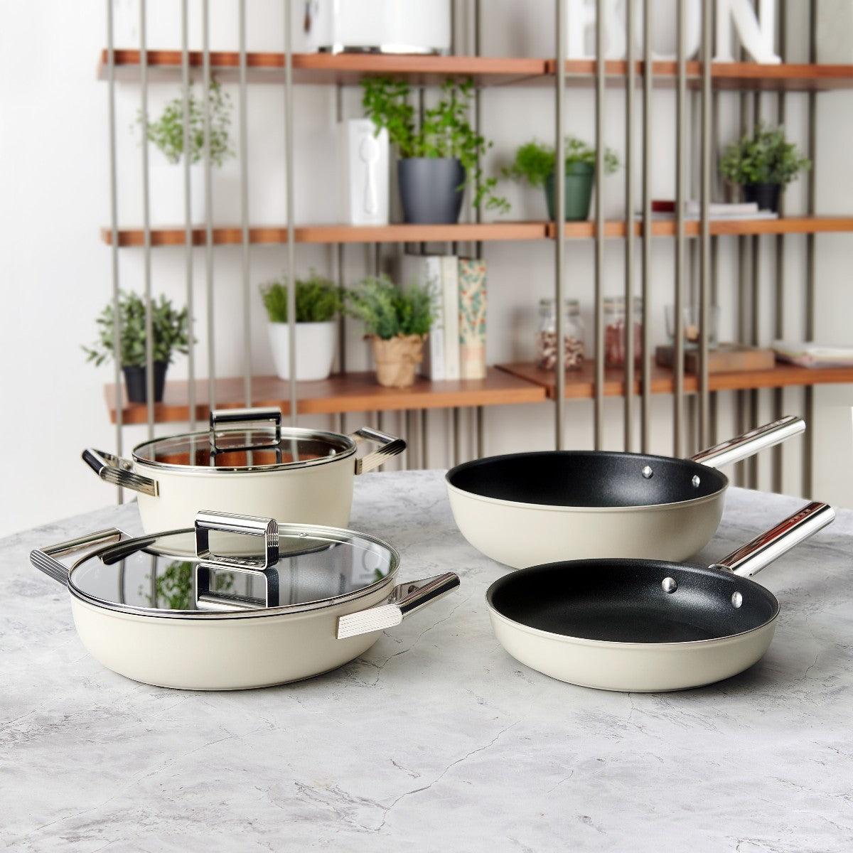 Casseruola antiaderente Diametro 24 cm Panna Smeg