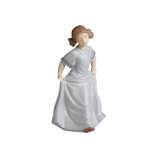 Statuina le mie scarpe nuove Nao By Lladro`