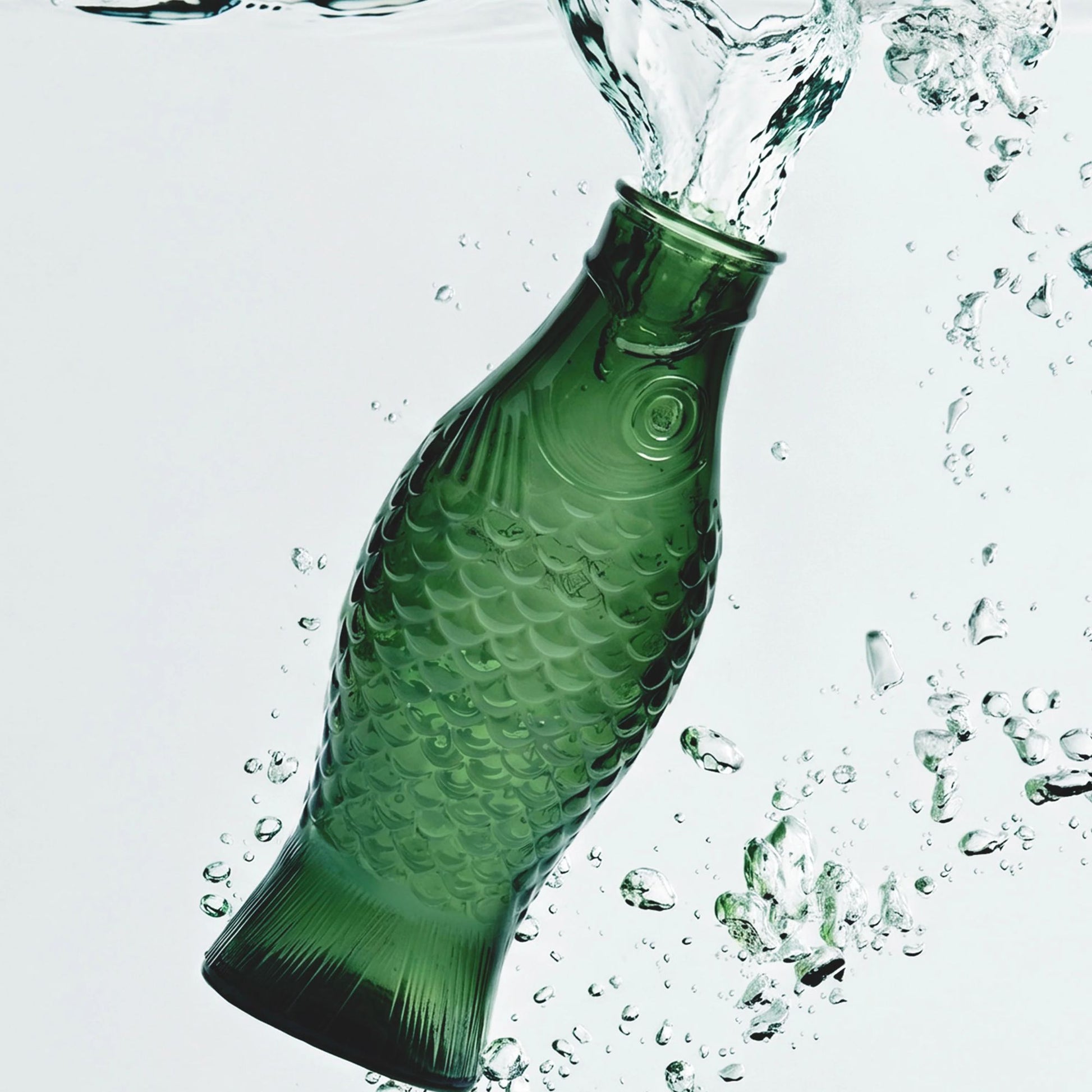 Carafe Dark Green Fish & Fish Serax