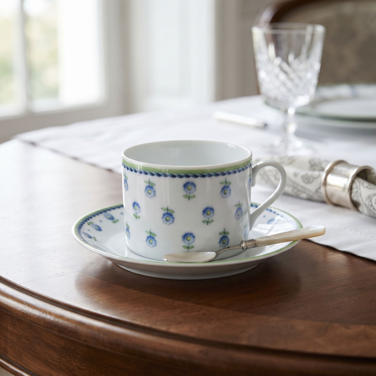 Tazza tè Venus Ginori 1735