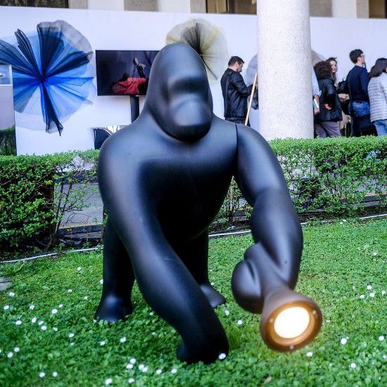 Lampada gorilla nera 140cm Kong