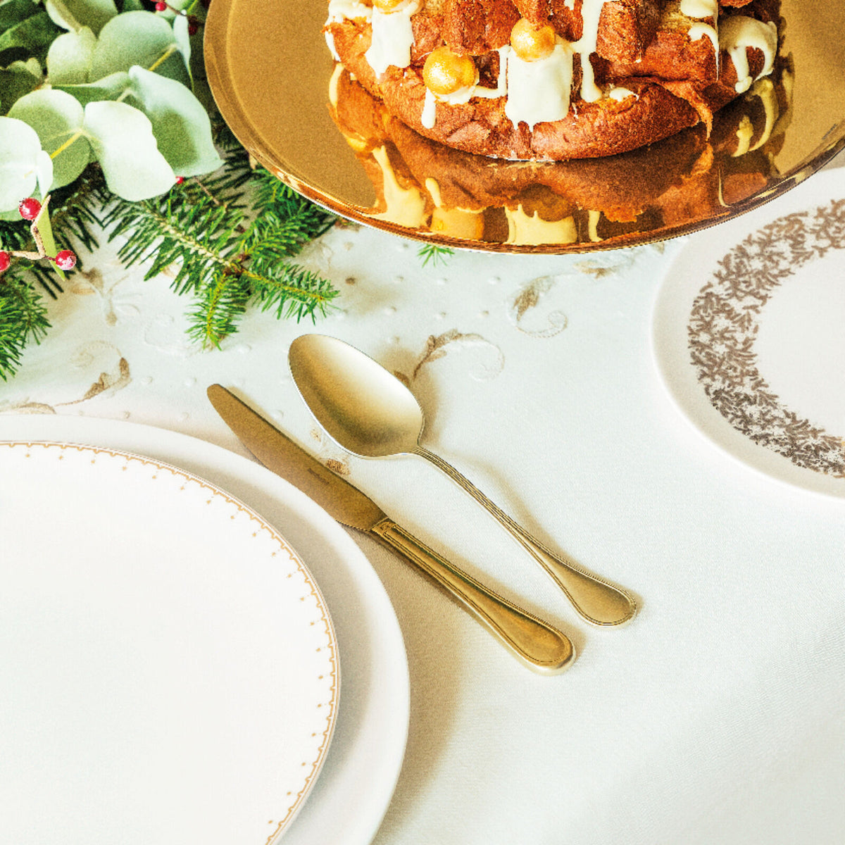 Servizio Tavola 24 Posate Royal Antique PVD Champagne