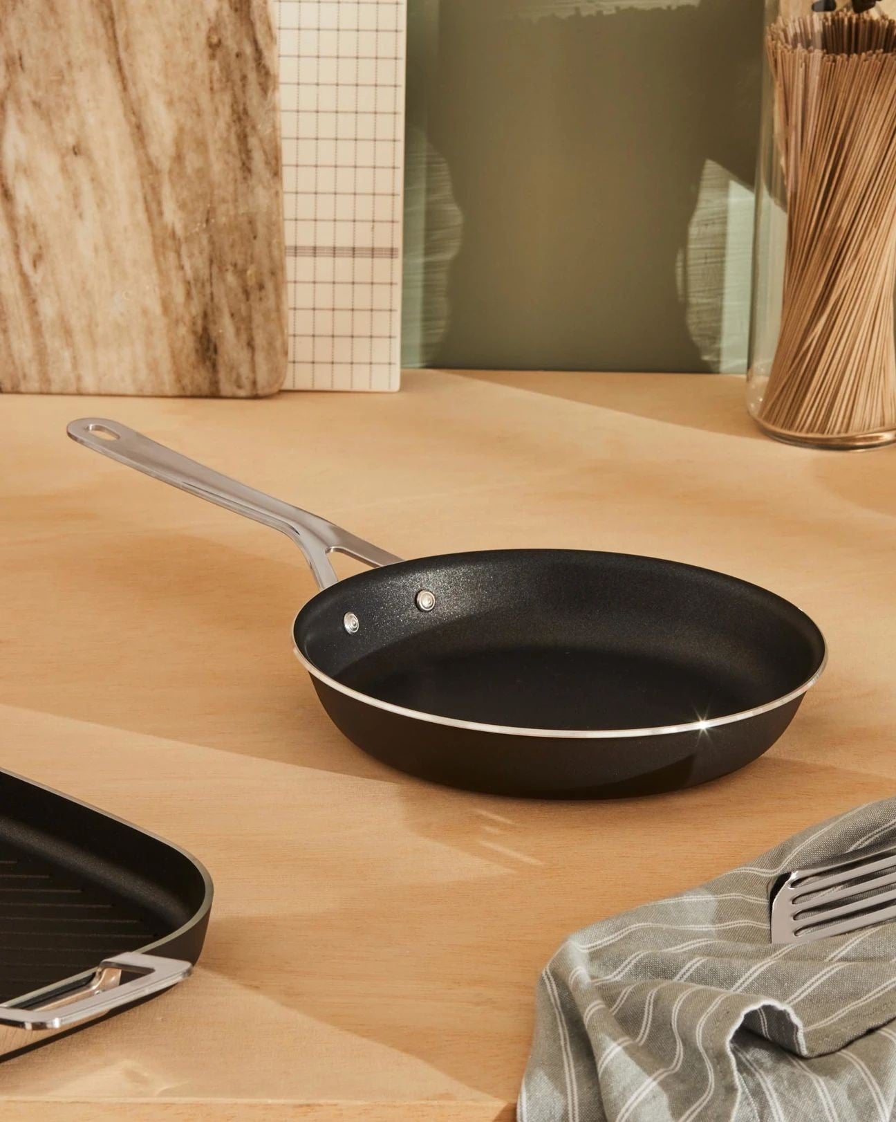 Padella antiaderente nera 24cm Pots & Pans