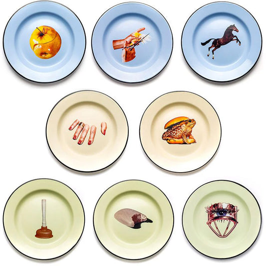 Set 8 piatti in metallo smaltato Toiletpaper