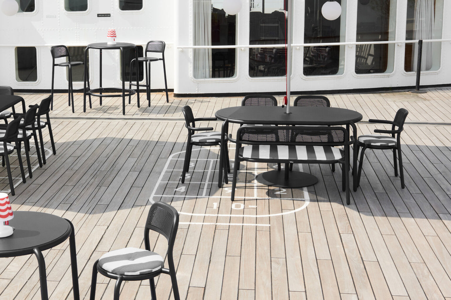 Tavolo Toní tavolo mist Black da esterno