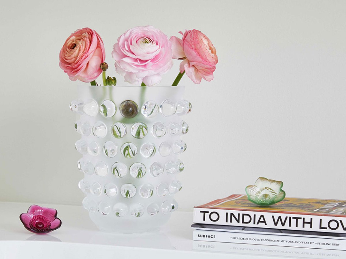 Iconic Mossi Vase Crystal
