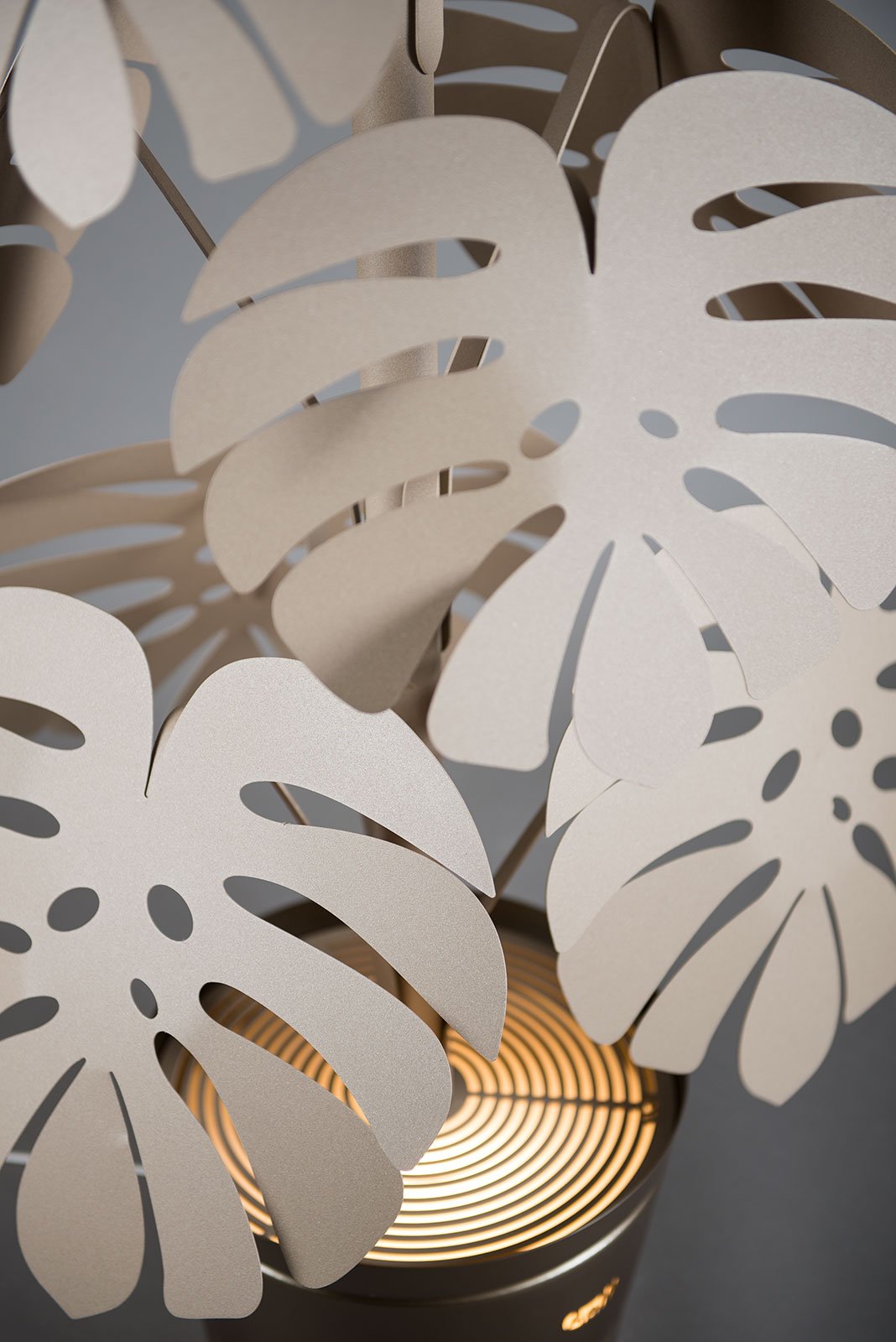 Lampada da terra moderna Monstera grande Arti E Mestieri
